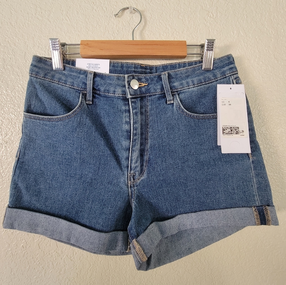 H&M Stretch Short BRAND NEW WITH TAGS SIZE 4